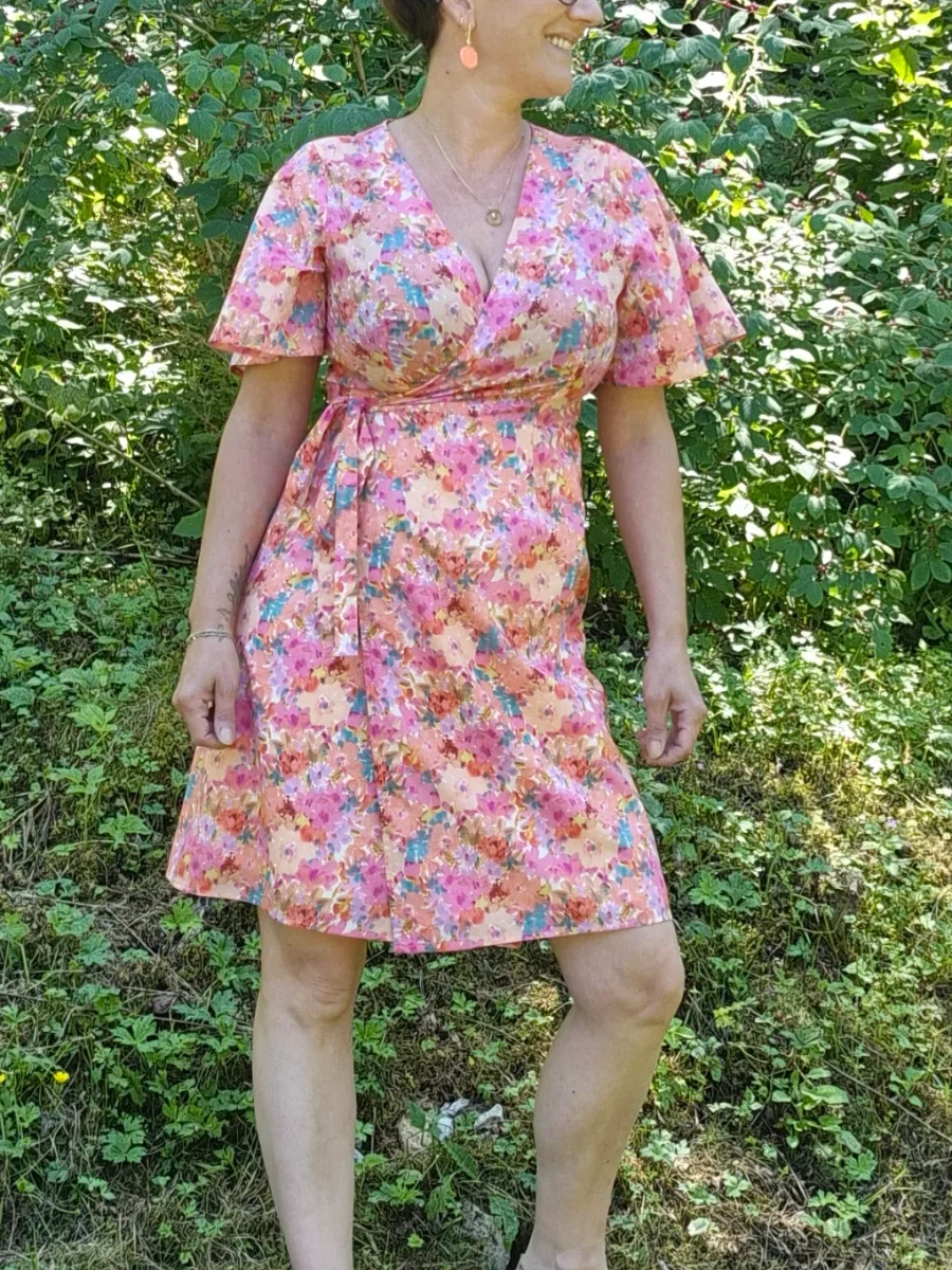 Visuel de Robe portefeuille fleuri vue 1